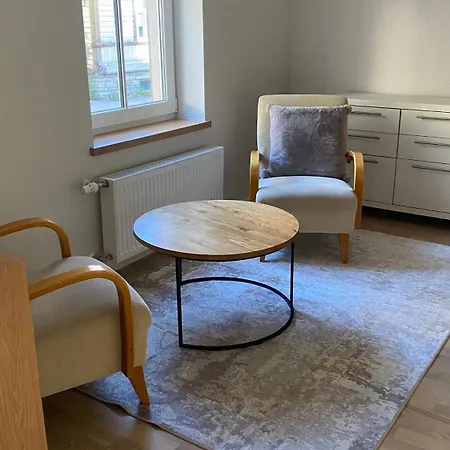 Apartment Vanalinna Kuelje All, Vaerskelt Renoveeritud Korter Tallinn